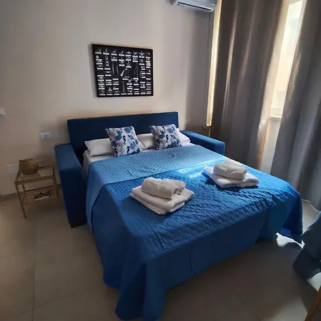 Due Passi A Ortigia